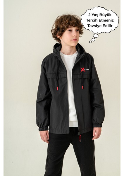 Erkek Çocuk Kapüşonlu Cepli Astarlı Mevsimlik Yağmurluk