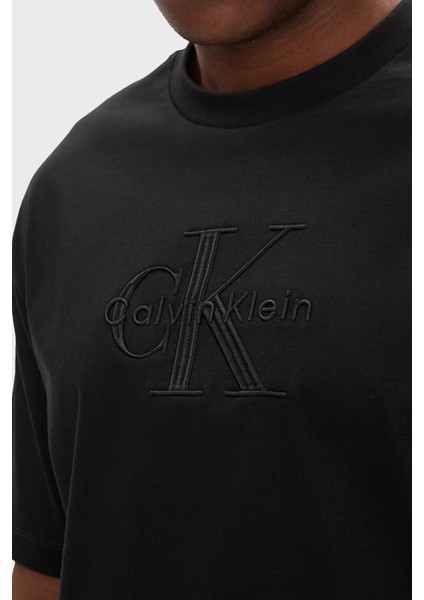 Pamuklu Oversize Fit Bisiklet Yaka Logolu T Shirt LV04RB295GUB1 Erkek T Shirt LV04RB295G Ub1 fırsatları