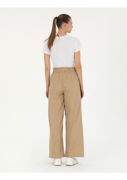 Kadın Bej Dokulu Flare Hıgh Waist Fit Pantolon 50289354-VR011 fırsatları