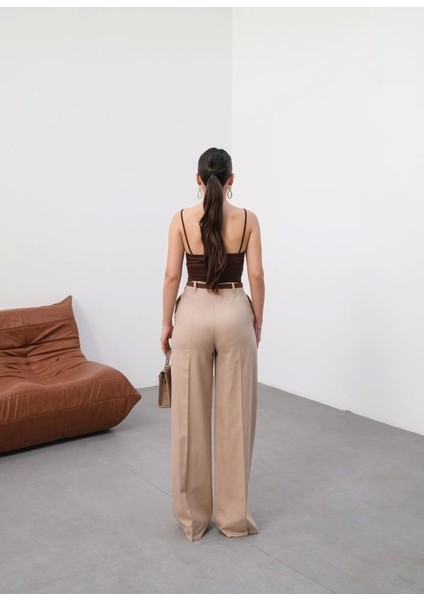 Keten Kemerli̇ ve Dökümlü Palazzo Pantolon (Kemer Dahi̇l) fiyatları