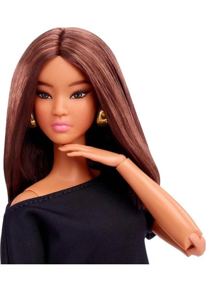 Barbie Basics Ikonik Koleksiyon Bebeği Model 01 modelleri