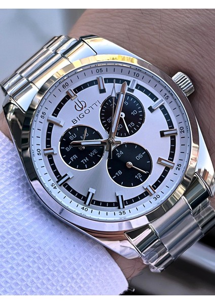 Özel Kutulu Nişan ve Damat Saati 2 Yıl Garantili Iç Fonksiyonları Aktif Erkek Kol Saati XB01