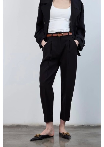 Yüksek Bel Kemerli Havuç Pantolon Siyah fiyatları