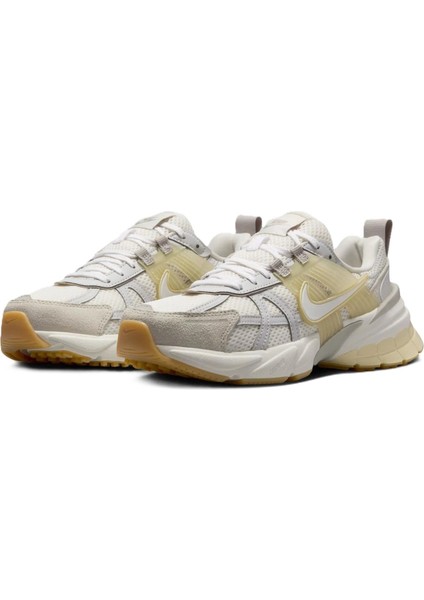 V2K Run Womens Walking Shoes Reflektörlü Kadın Yürüyüş Ayakkabısı Krem