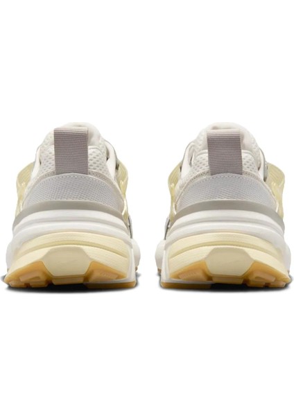 V2K Run Womens Walking Shoes Reflektörlü Kadın Yürüyüş Ayakkabısı Krem