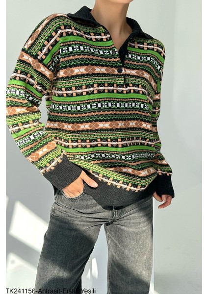 Çok Renkli Polo Yaka Kilim Desenli Triko fırsatları