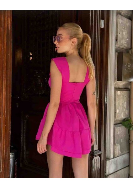 Alt Tarafı Şortlu Mini Elbise