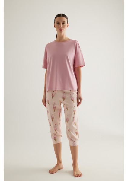 Kadın Pamuklu Kısa Kollu Kapri Pijama Takımı