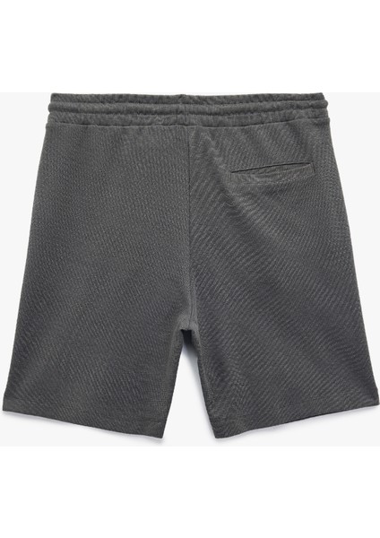 Cepli Beli Bağcıklı Bermuda Şort fiyatları