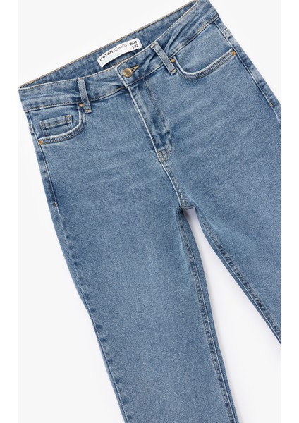 Pamuklu Dar Kesim Normal Bel Jean Pantolon - Slim Straight Fit Jean modelleri