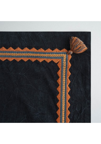 Hazar Battal Boy Nevresim Takımı %100 Organik Pamuk Saten Parça Boya Siyah 240X220 cm