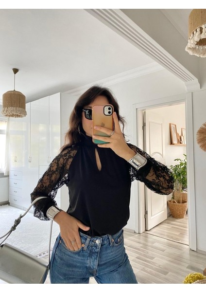 Yeni Sezon Balıkçı Yaka Kolu Tüllü Dantel Detaylı Balon Kol Göğüs Dekolteli Cut Out Detaylı Bluz
