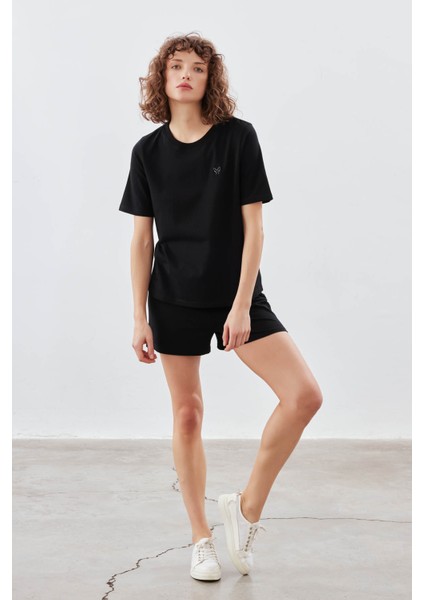 Kadın Pamuklu Kısa Kollu T-Shirt Şortlu Pijama Takımı