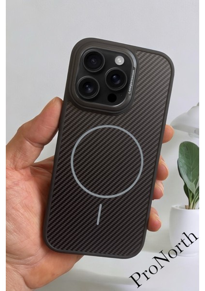 IPhone 16 Pro Max Uyumlu Kılıf Magsafe Şarj Özellikli Karbon Fiber Premium Kapak