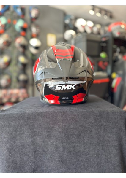 Smk Typhoon Aerot Kapalı Kask modelleri