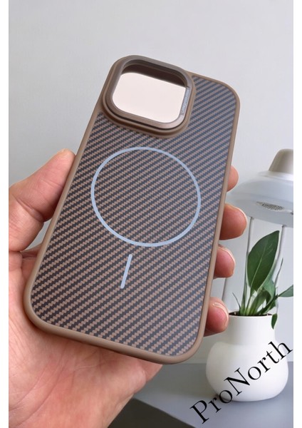 IPhone 15 Pro Uyumlu Kılıf Magsafe Şarj Özellikli Karbon Fiber Premium Kapak