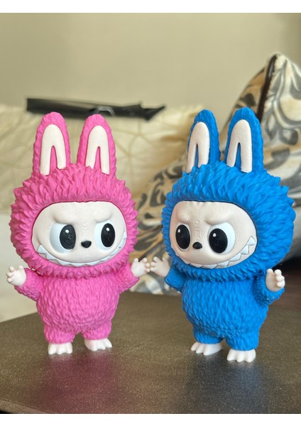 Labubu Pembe ve Gözleri Hareketli