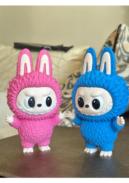 Labubu Pembe ve Gözleri Hareketli