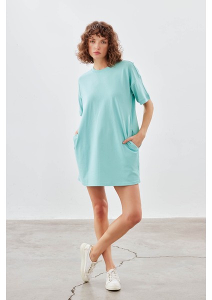 Kadın Pamuklu Pique Cepli Kısa Kollu Elbise