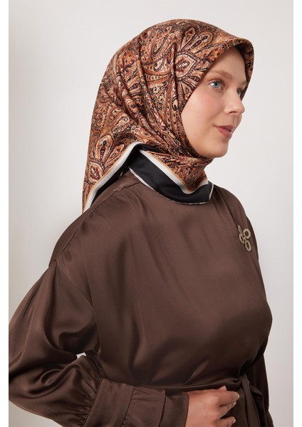 Siyah Etnik Desen Twill Ipek Eşarp fiyatları