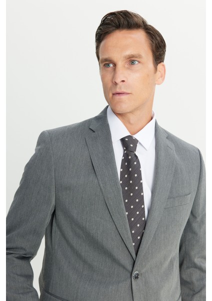 Slim Fit Dar Kesim Mono Yaka Takım Elbise