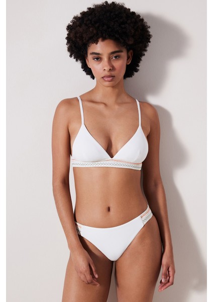 Opal Side Işlemeli Kırık Beyaz Bikini Altı