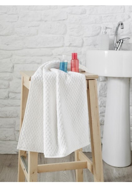 Cotton Jakarlı Dama Desenli Banyo Havlusu 70X140