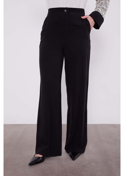 Siyah-Bej Dantel Detaylı Üçlü Tunik Takım indirimleri