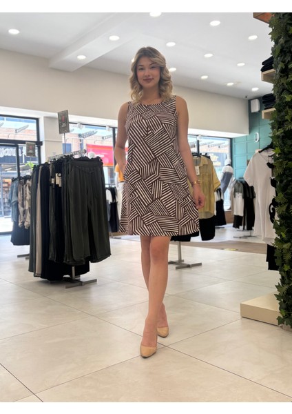 Kadın Çizgili ,cepli ,sıfır Kollu Elbise