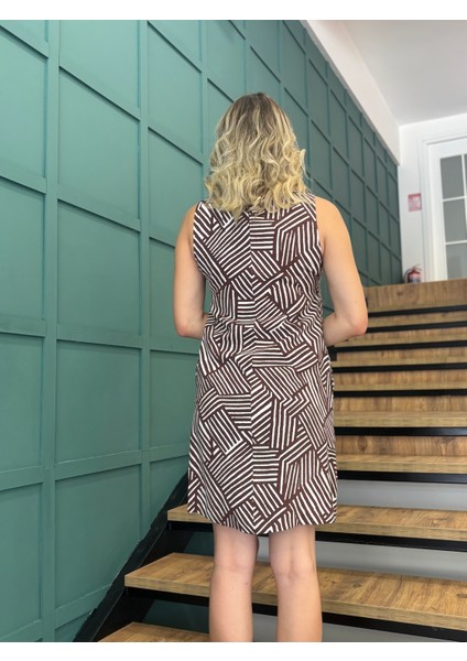 Kadın Çizgili ,cepli ,sıfır Kollu Elbise