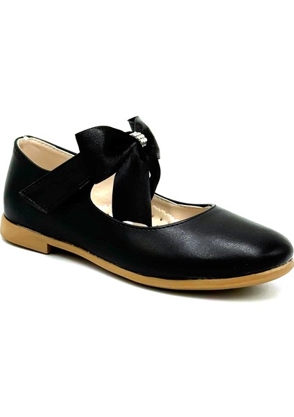 Sema Papyon Detaylı Cırtlı Kız Çocuk Babet Siyah