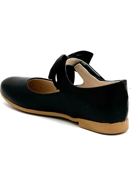 Sema Papyon Detaylı Cırtlı Kız Çocuk Babet Siyah modelleri