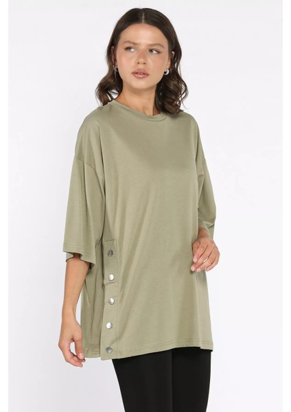 Yan Çıtçıtlı Oversize Tişört ( S-M-L-Xl Uyumludur) P-00010234