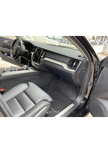 Volvo S60 3D Siyah Havuzlu Paspas 2019 ve Sonrası