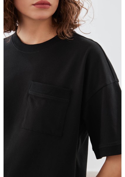 Kadın Pamuklu Pique Cepli Kısa Kol T-Shirt modelleri