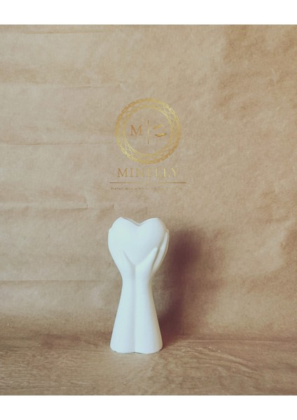 Sevgiye Tutunan Eller fırsatları