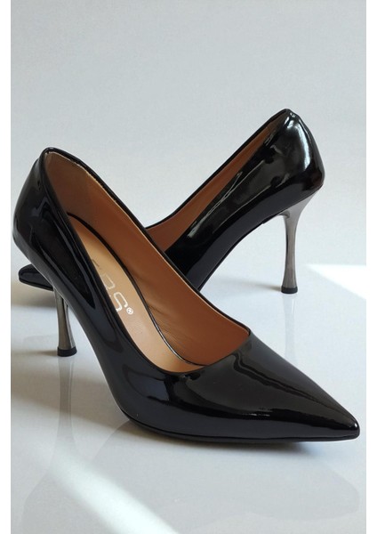 Hakiki Rugan Deri Siyah Kadın Stiletto – 9 cm Metal Ince Topuk Şık Sivri Burun Topuklu Ayakkabı