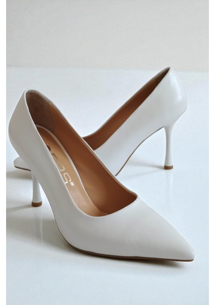 Hakiki Deri Beyaz Kadın Stiletto – 9 cm Ince Topuk Şık Sivri Burun Topuklu Ayakkabı