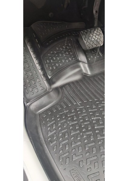 Volkswagen Tıguan 3D Siyah Havuzlu Paspas 2016 ve 2024