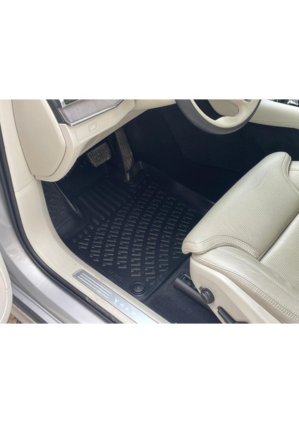 Volvo XC90 3D Siyah Havuzlu Paspas 2015 ve Sonrası fiyatları