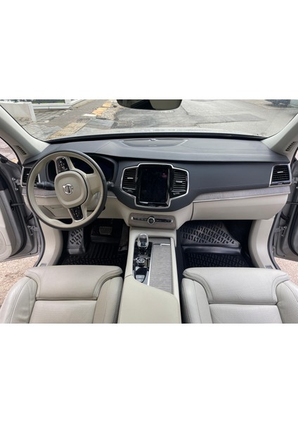 Volvo XC90 3D Siyah Havuzlu Paspas 2015 ve Sonrası