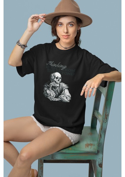 Zuno Kadın Comfort Fit Thinking Deeply From Baskılı T-Shirt