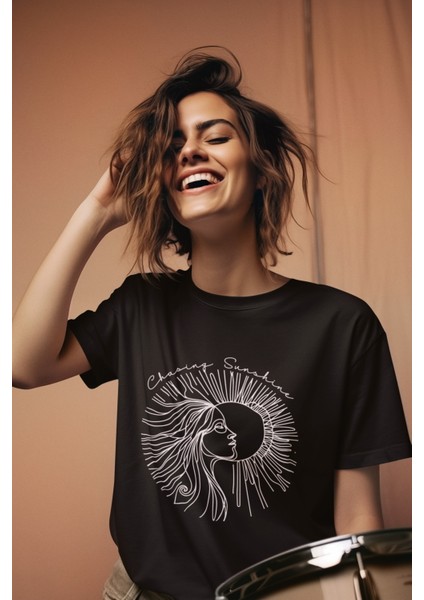 Zuno Kadın Comfort Fit Güneş ve Kadın Baskılı T-Shirt