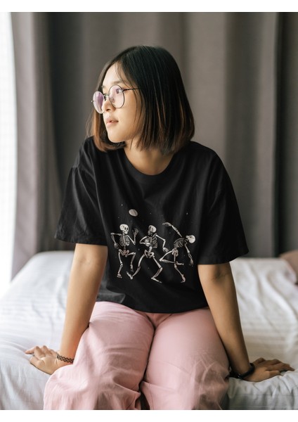 Zuno Kadın Comfort Fit Skeleton Baskılı T-Shirt