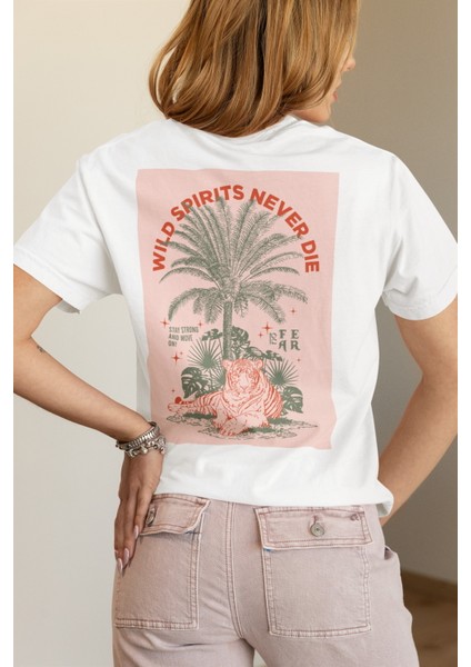 Zuno Kadın Comfort Fit Wıld Spırıts Never Dıe Baskılı T-Shirt