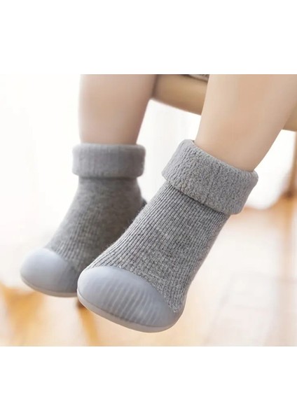 Kaydırmaz Patik Ev Okul Patik Çorap Terlik 24-25 fiyatları