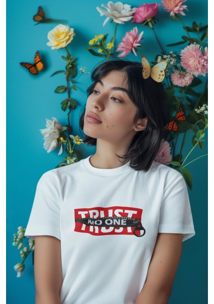 Zuno Kadın Comfort Fit Trust Baskılı T-Shirt