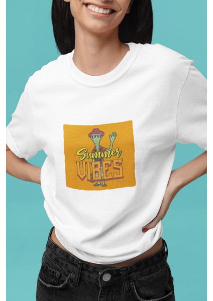 Zuno Kadın Comfort Fit Summer Vibes Baskılı T-Shirt