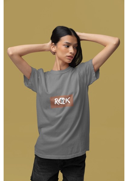 Zuno Kadın Comfort Fit Rock Never Dies Baskılı T-Shirt