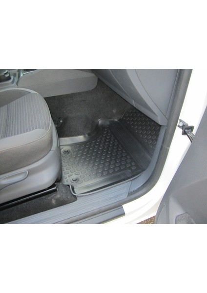 Volkswagen Amarok 3D Siyah Havuzlu Paspas 2010 ve 2022